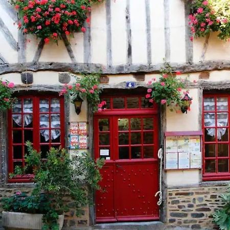 Le Studio Dolois Dol-de-Bretagne Eksteriør bilde